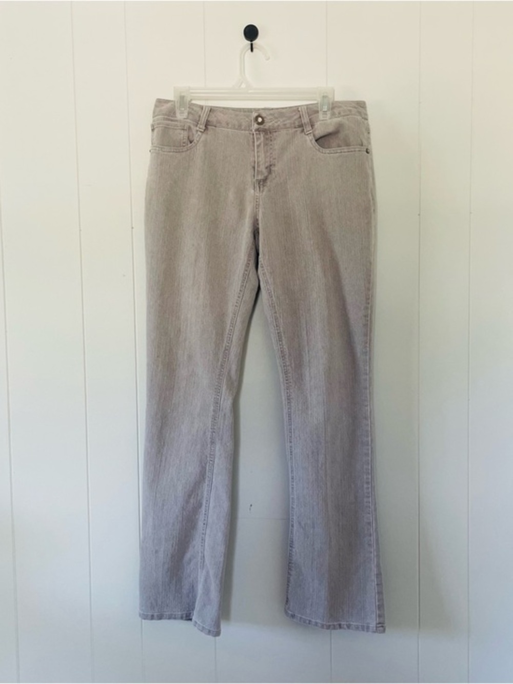 Cato Women's Light Gray Straight-Leg Jeans